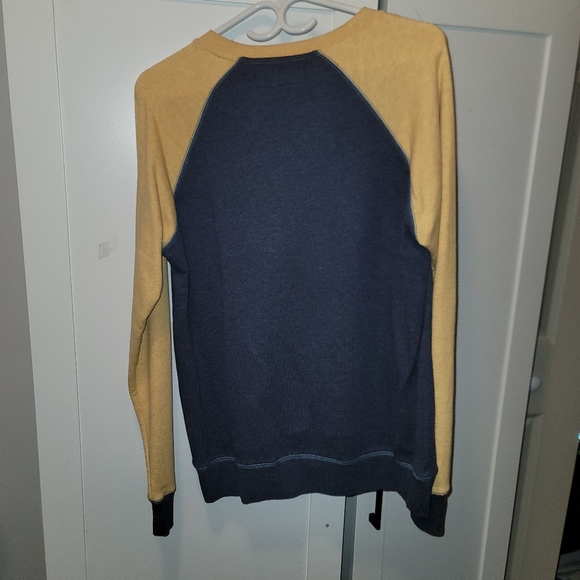 🔥3 for $15🔥Tony Hawk sweater - Picture 2 of 3